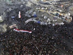منظر عام لميدان التحرير بوسط القاهرة خلال احتجاجات يوم الجمعة
