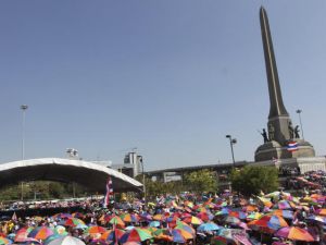 متظاهرو المعارضة التايلاندية يبدأون "شل" بانكوك