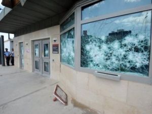 الغنوشي يدين الهجوم على السفارة الاميركية في تونس
