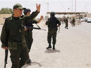 الناتو يحدد 3 اشهر لاسقاط القذافي 