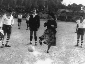 The rare picture of Warda playing football. (Image: MBC.net)