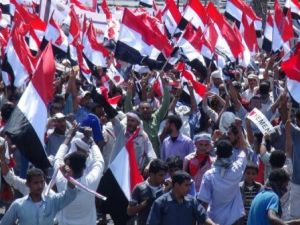 الاف المحتجين يطالبون بانفصال جنوب اليمن
