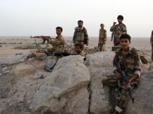 افراد من الجيش اليمني