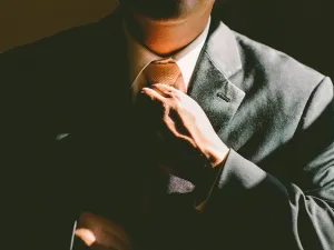 You can't be a good salesperson unless you know the product you're representing. (Pixabay)