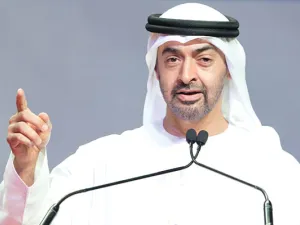 التقى آزينكوت في أبو ظبي، بمحمد بن زايد، وعدد من كبار الضباط العسكريين، بحسب فريدمان