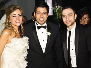 Mohamed with his beautiful ex-wife on their wedding day. (Taghollywood.com)
