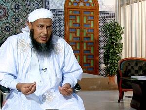 يعد الددو الشنقيطي من أبرز العلماء في العالم الإسلامي