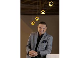 مراد مصطفى الصباح, مديراً عاماً الفندق