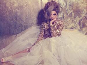 Myriam Fares celebrates her first wedding anniversary with Dany Mitri. (Ali Express)