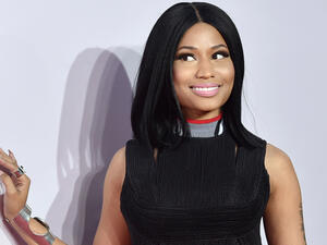 النجمة نيكي ميناج