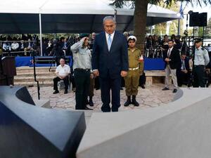 اغتيل رابين على يد اليميني المتطرف يغال عمير الذي يمضي حاليا عقوبة بالسجن مدى الحياة