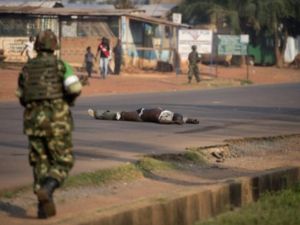 يعرقل الوضع الامني غير المستقر في البلاد نقل شحنات انسانية