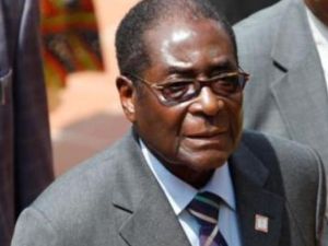 روبرت موغابي يؤدي اليمين الدستورية رئيسا لزيمبابوي لفترة سابعة