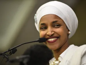 النائبة الاميركية المسلمة من أصل صومالي إلهان عمر