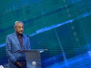 رئيس الوزراء الماليزي مهاتير محمد
