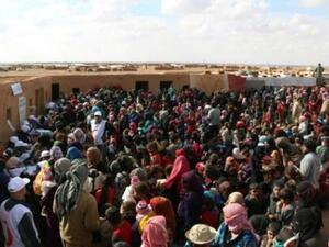 مساعدات انسانية تصل الى مخيم الركبان في جنوب شرق سوريا

