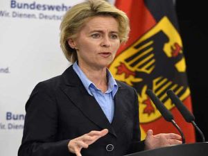 وزيرة الدفاع الالمانية أورزولا فون دير لاين
