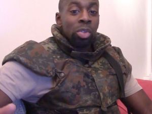 أميدي كوليبالي الذي قتل شرطيا جنوبي العاصمة الفرنسية