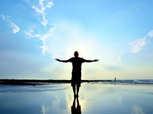 مخاوف من انتشار وتنامي “ظاهرة الإلحاد” في أوساط الشباب بالسعودية