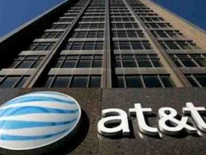 شركة الاتصالات الأمريكية العملاقة (إيه تي أند تي)