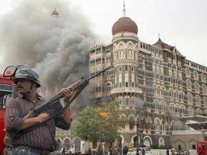 سلسلة التفجيرات في مومباي أودت بحياة 257 شخصا عام 1993