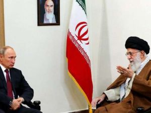   خامنئي يستقبل بوتين في طهران