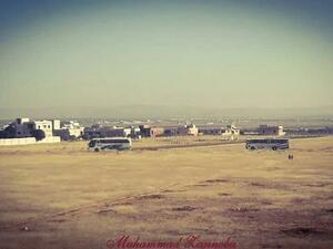 دخول الحافلات الى البلدتين المحاصرتين منذ عام 2015