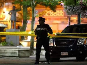 منفذ هجوم تورونتو الكندية يدعى فيصل حسين ويبلغ  29 عاما من العمر