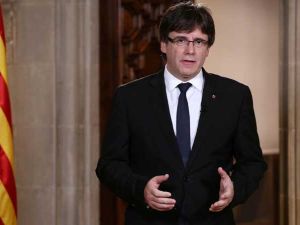 رئيس إقليم كتالونيا المقال كارليس بوتشيمون