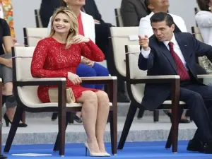  الرئيس السابق إنريكي بينيا نييتو وزوجته انجليكا ريفيرا 