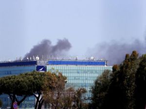 الحريق الذي تسبب في الإغلاق المفاجئ للمطار، لم يسجل إصابات بشرية