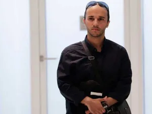  البلجيكي من أصل تونسي فاروق بن عباس
