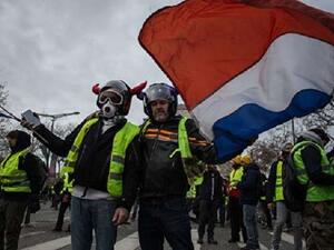 حركة "السترات الصفراء" تدعو لمواصلة الاحتجاجات والمظاهرات يوم السبت المقبل