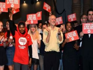  اليساري الراديكاري جيريمي كوربن 