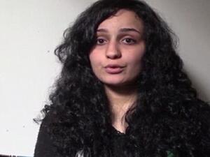 إسلام مدحت البالغة من العمر 23 عاما، والحاملة للجنسية المغربية