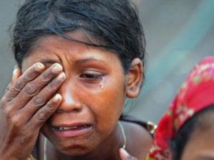 لاجئة من ميانمار