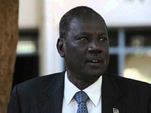  مايكل مكوي لويث وزير الإعلام والمتحدث باسم حكومة جنوب السودان