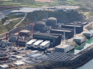  مفاعل فلامانفيل النووي شمال فرنسا