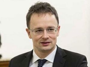 وزير الخارجية المجري بيتر سيجارتو