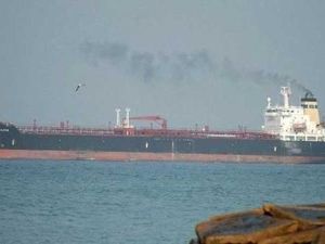  اختطاف ناقلة نفط ماليزية تنقل نحو 900 الف لتر من وقود الديزل