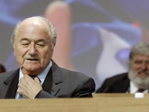 سيب بلاتر رئيس الاتحاد الدولي لكرة القدم (الفيفا)