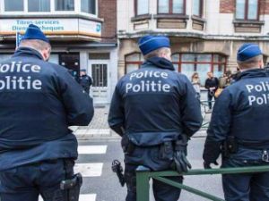 عناصر من الشرطة البلجيكية