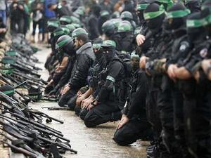 مقاتلون من كتائب عز الدين القسام