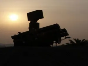 الصين تنشر نظام صواريخ سطح جو متطور في إحدى الجزر المتنازع عليها في بحر الصين الجنوبي