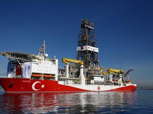 سفينة تنقيب تركية