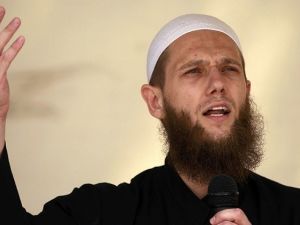  الداعية السلفي الألماني سفين لاو