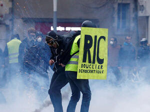 من احتجاجات السترات الصفراء/ أرشيفية