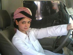 توفر مواقع الإنترنت فسحة كبيرة للفتيات "المسترجلات"