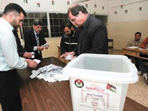منح قانون الانتخابات الجديد دورا واسعا للقضاء في الإشراف على العملية