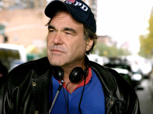 المخرج اوليفر ستون/ارشيف